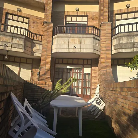 別荘 Urbanizacion Quebrantas De *